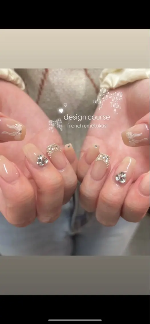 ネイル ハンドネイル EmaNail🎀 Haaruのネイルデザイン