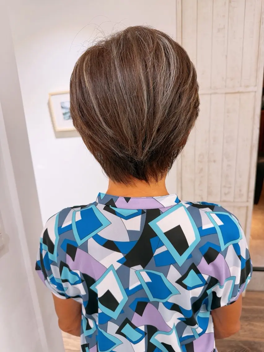 ショート カラー ヘアカラー トリートメント ハイライト⭐️上野 高広のヘアスタイル