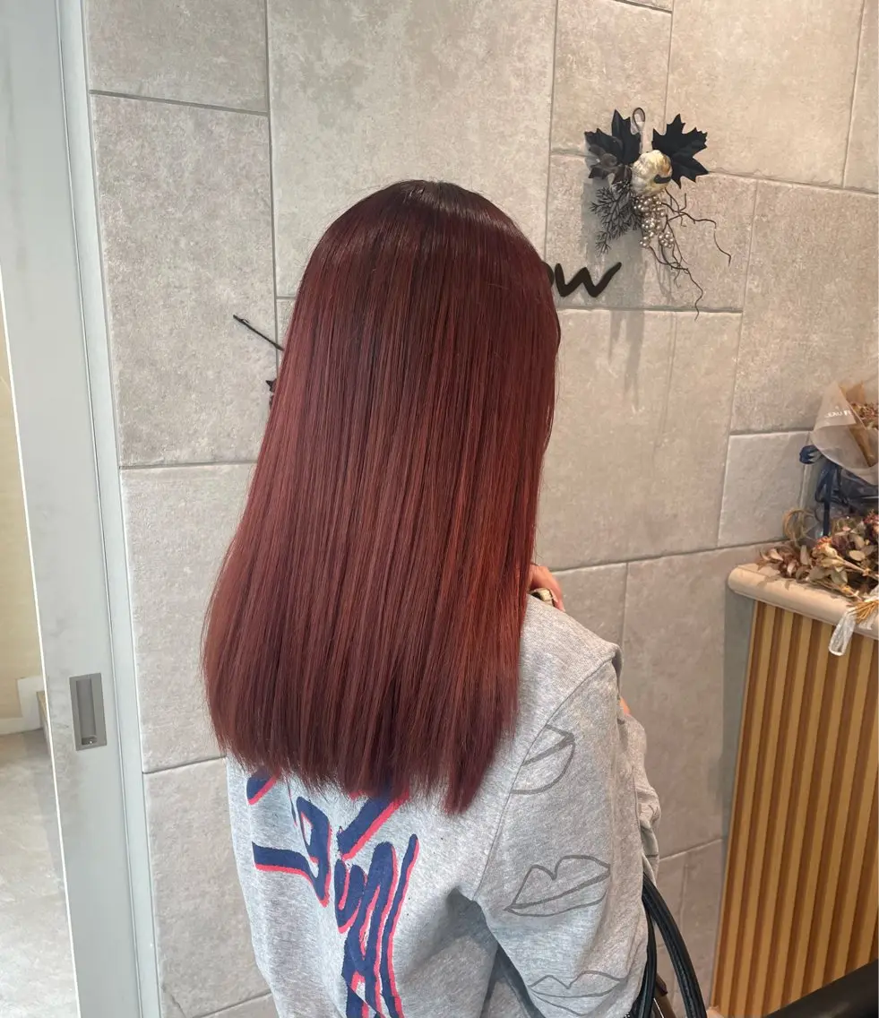 セミロング カラー ブリーチ ブリーチなしカラー ヘアカラー オリーブカラー 💙KARIN🪼のヘアスタイル