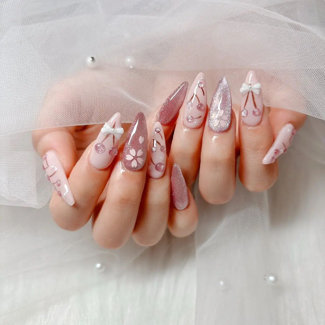 ネイル 春ネイル ハンドネイル 中野駅徒歩5分💅 ラクロレのネイルデザイン