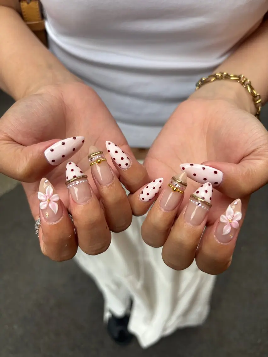ネイル One ♡ YUKINEのネイルデザイン