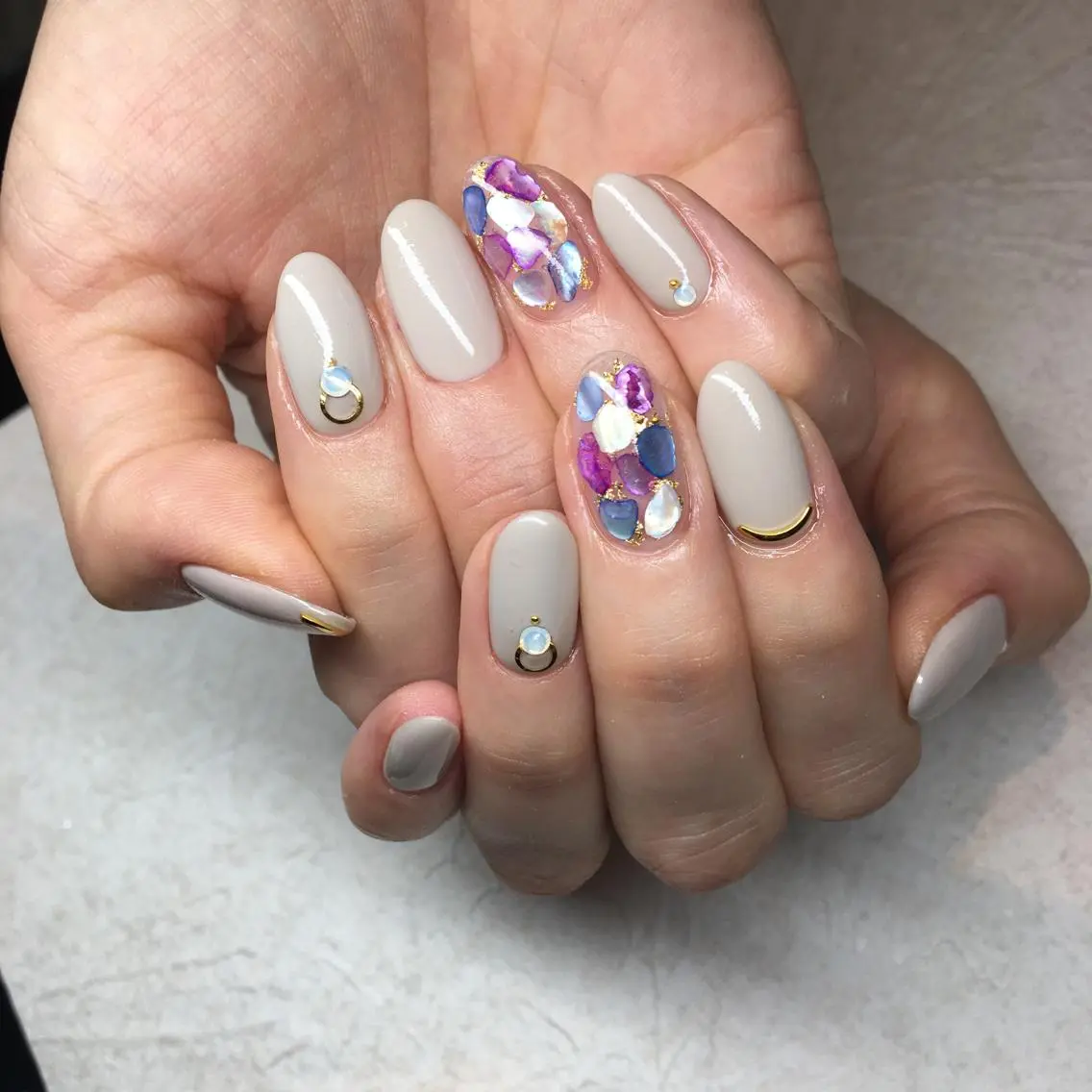 ネイル 里見 麗のネイルデザイン