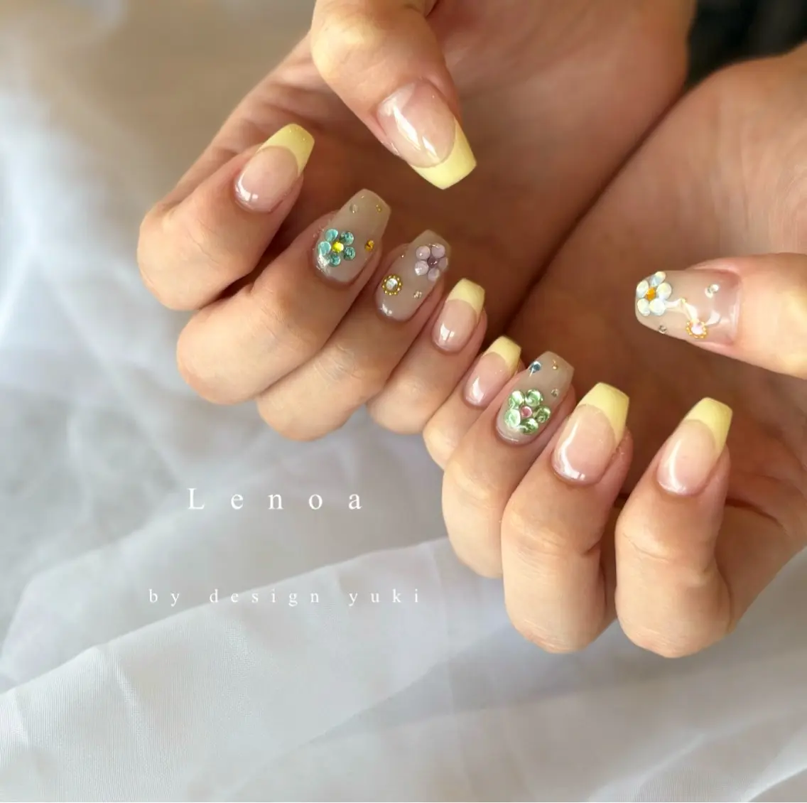ネイル Lenoa Yukiのネイルデザイン