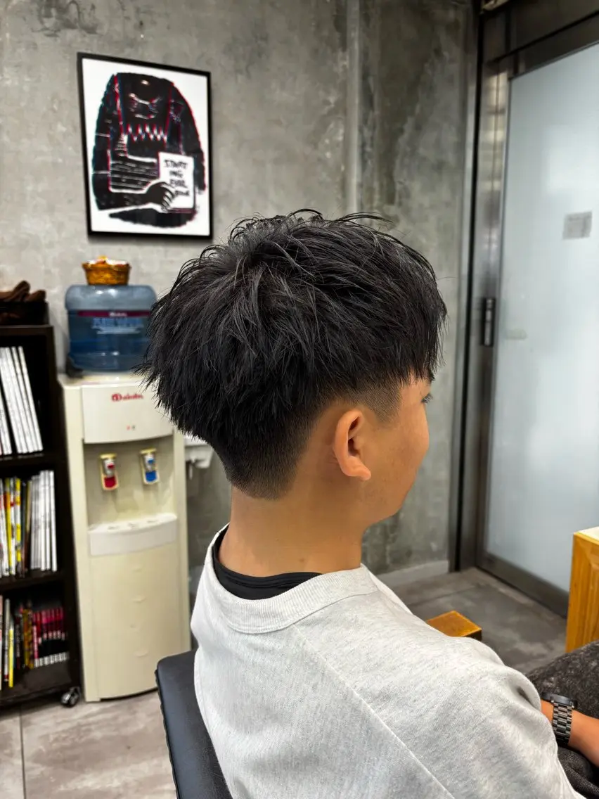 メンズ カット つだけん|短髪& フェザーパーマ特化のヘアスタイル