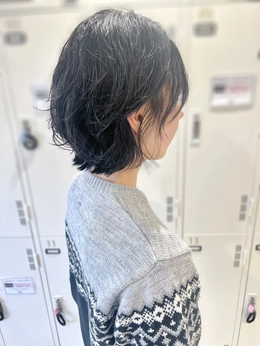 ショート カラー ブルーカラー ブラウンカラー 透明感カラー イルミナカラー 髪質改善 カット ヘアカラー トリートメント 韓国レイヤー🇰🇷 /縮毛矯正/高島奈緒のヘアスタイル