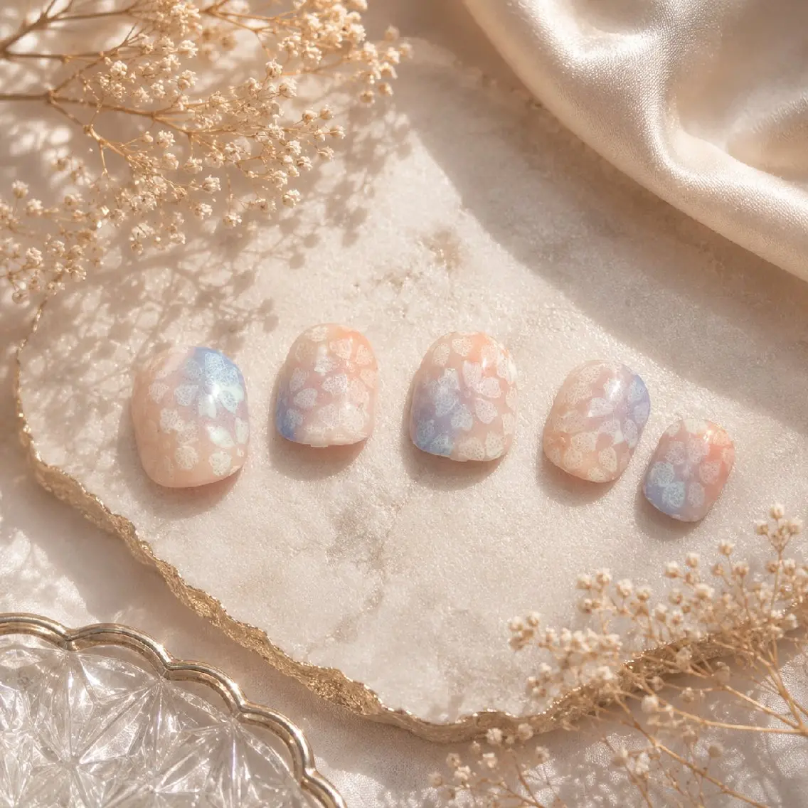 ネイル Reivl Nails のネイルデザイン