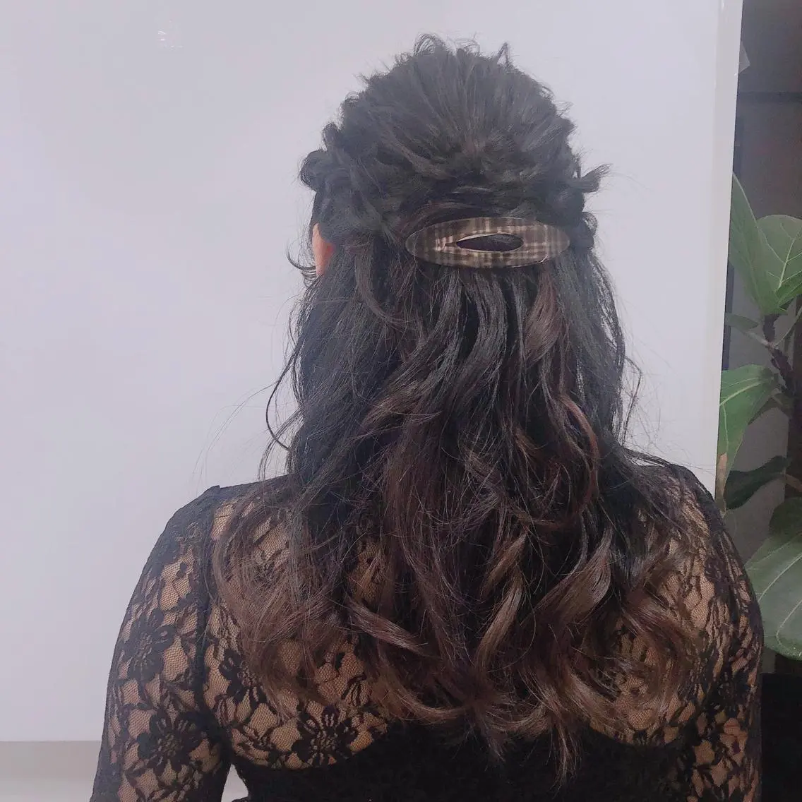ロング 顔周りの垢抜けヘア 立山あいりのヘアスタイル