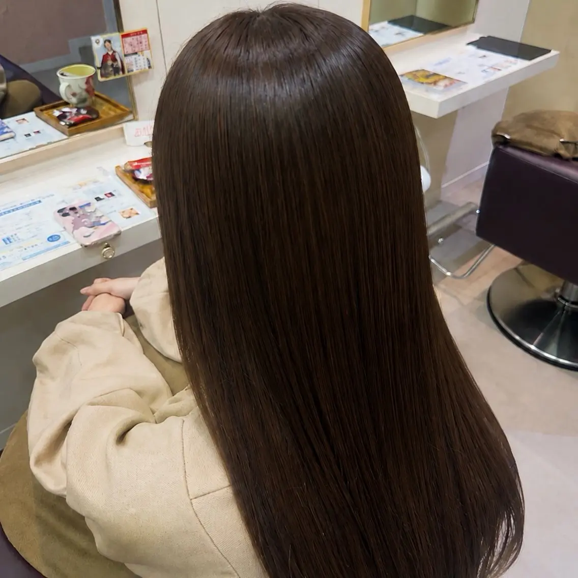 ロング カラー 金子 汐生のヘアスタイル