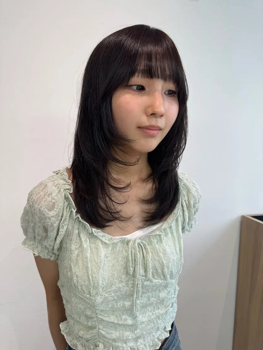 ロング レイヤーカット 顔周りレイヤー /kokoro🦮のヘアスタイル