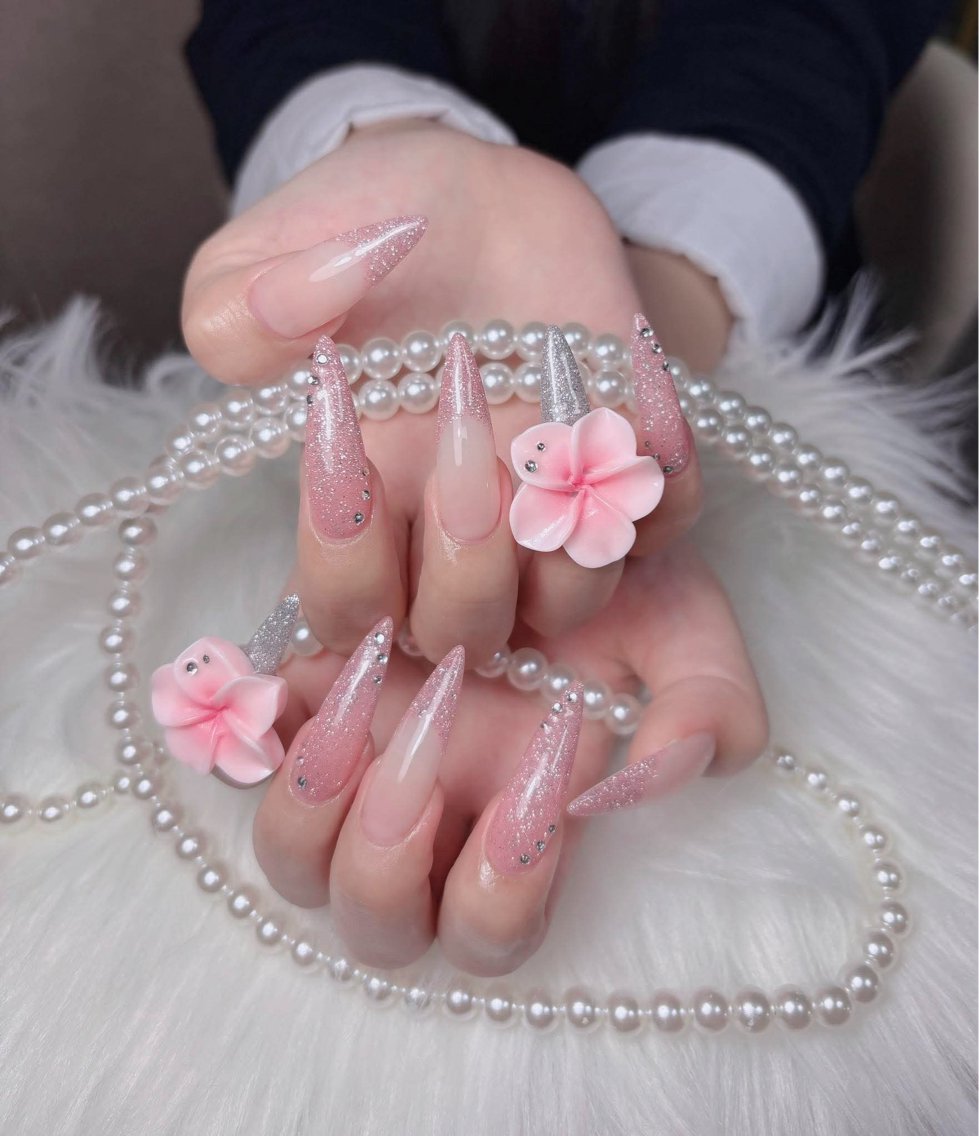 ネイル ハンドネイル Swan Nail Salonのネイルデザイン