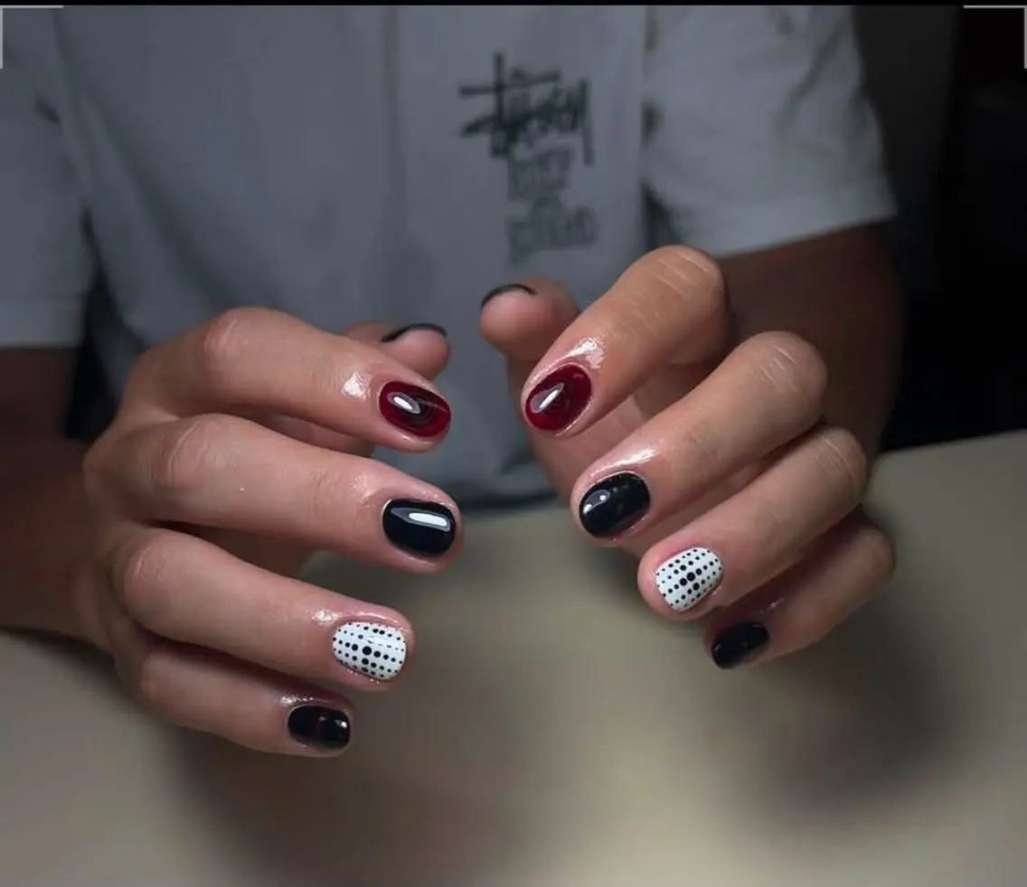ネイル ジェルネイル マグネットネイル YUKI NAILのネイルデザイン