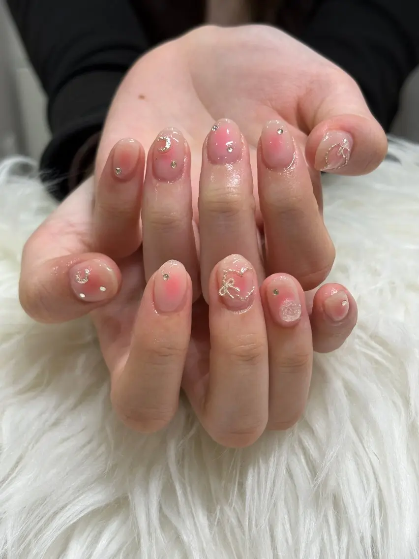 ネイル shiori .のネイルデザイン