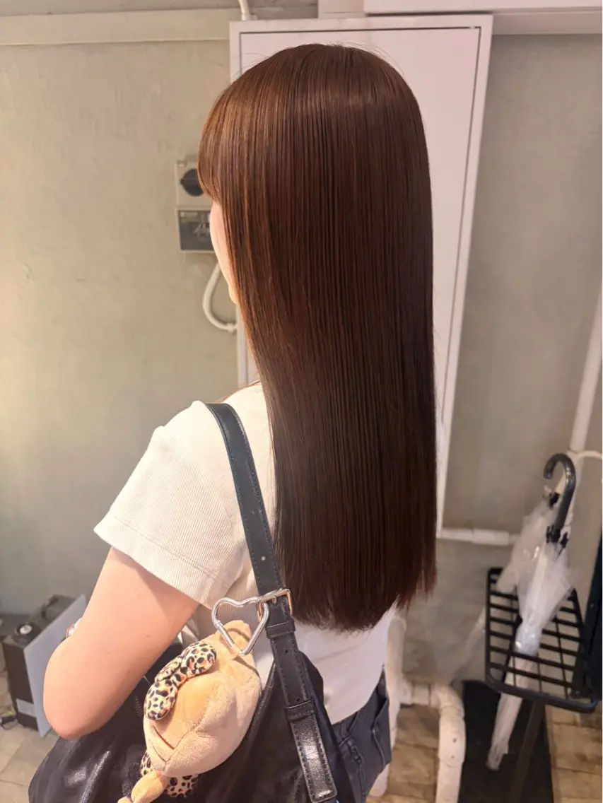 カラー 菅野 優奈のヘアスタイル