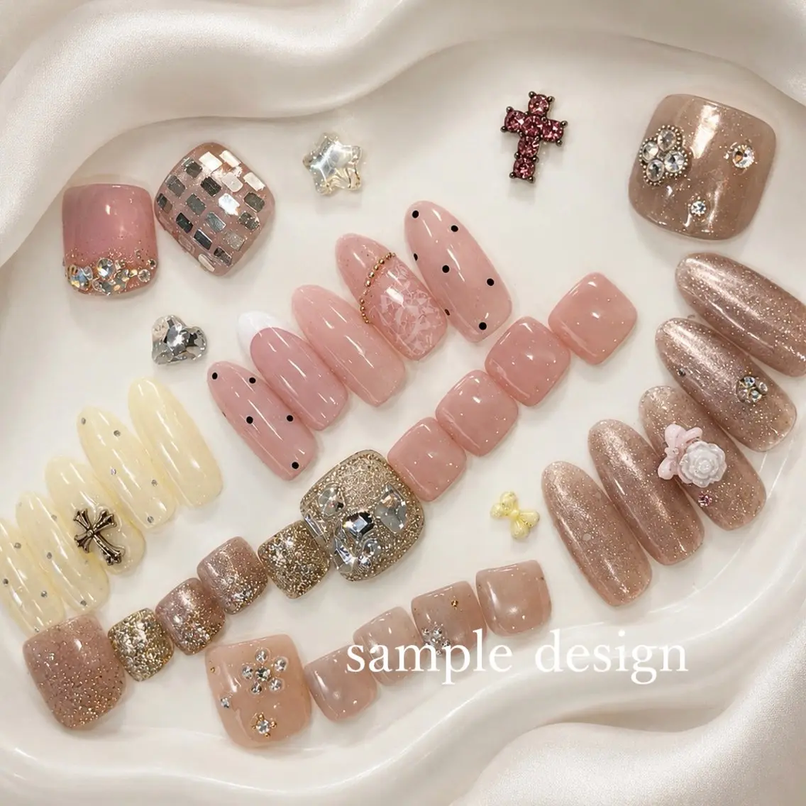ネイル ハンドネイル NORA nail UMEDA MAIのネイルデザイン