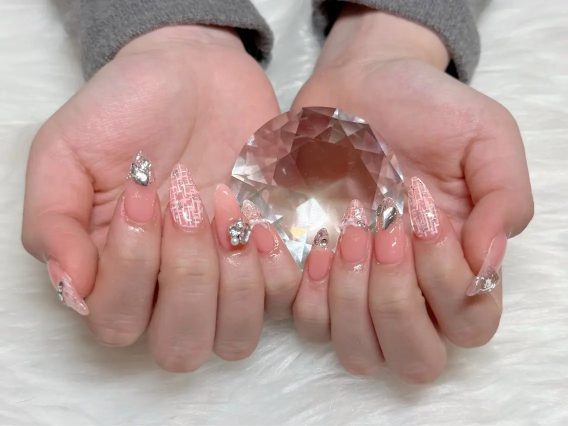 《長さだし》アート.パーツストーンつけ放題🤍✨💫(オフなし)の写真