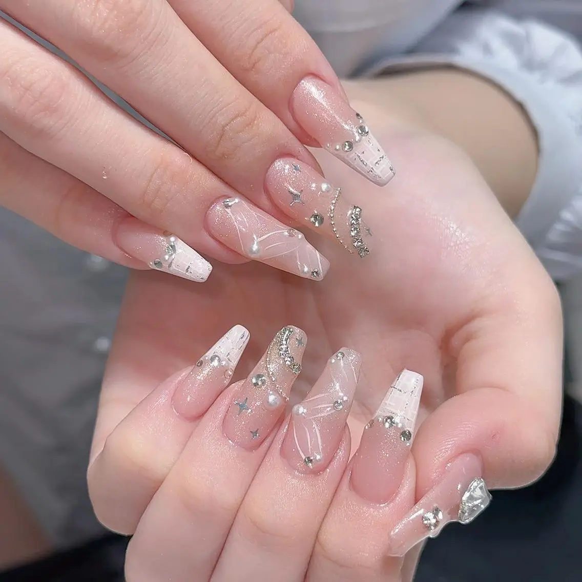 ネイル ハンドネイル Queen‘s なんのネイルデザイン