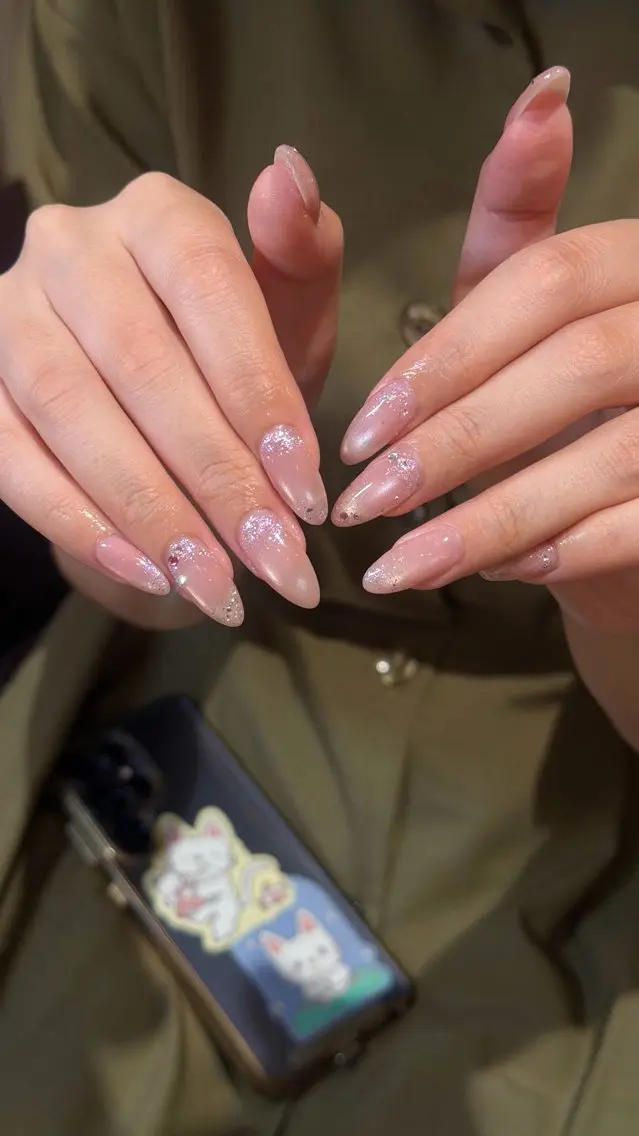 ネイル 氷ネイル・うるうるネイル ラメ(グリッター) ストーンネイル ハンドネイル NailAVANCE Ichikaのネイルデザイン