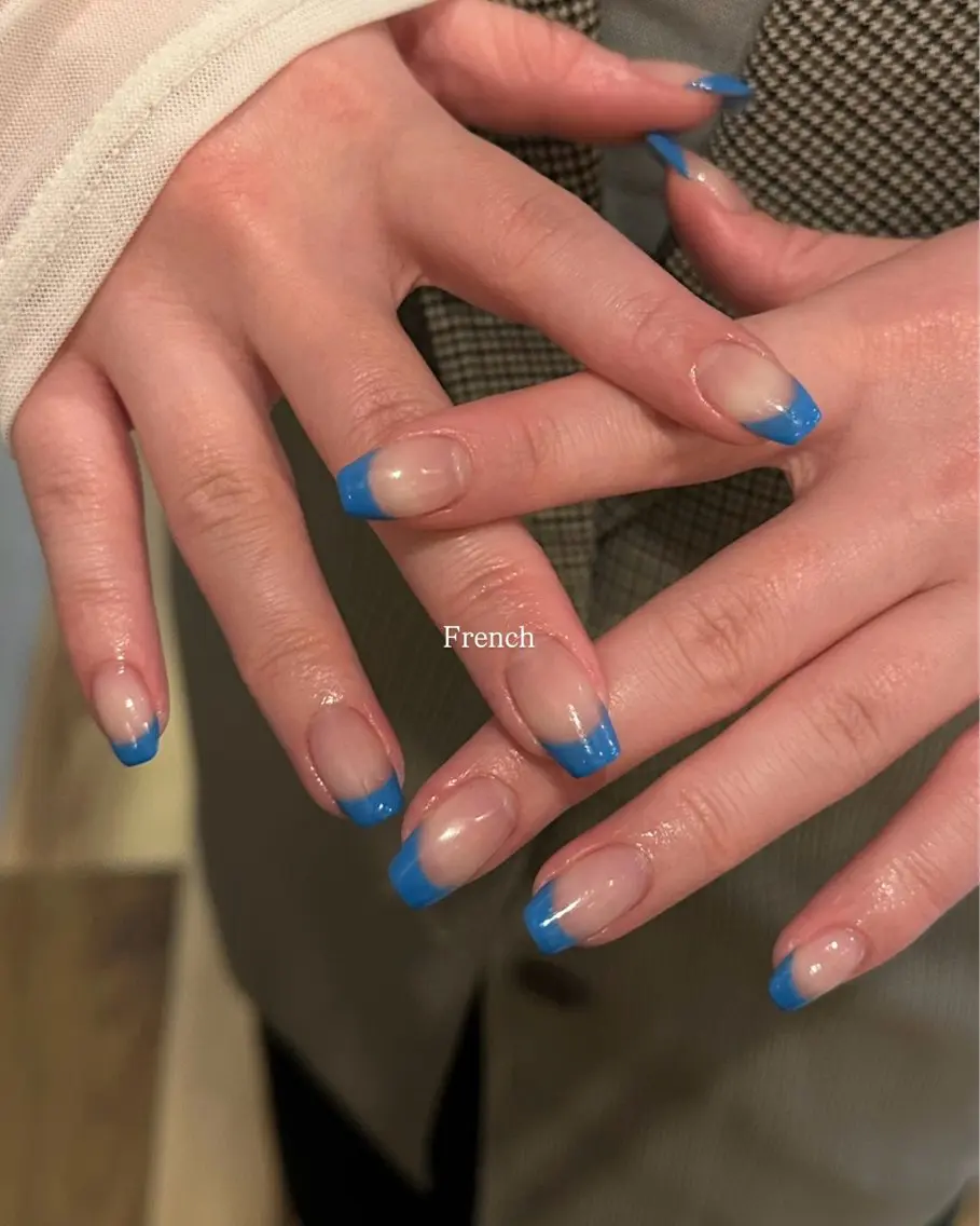 フレンチ🩰🍐🫧(🖐🏻ハンド、オフあり) パラジェル使用⟡.*の写真