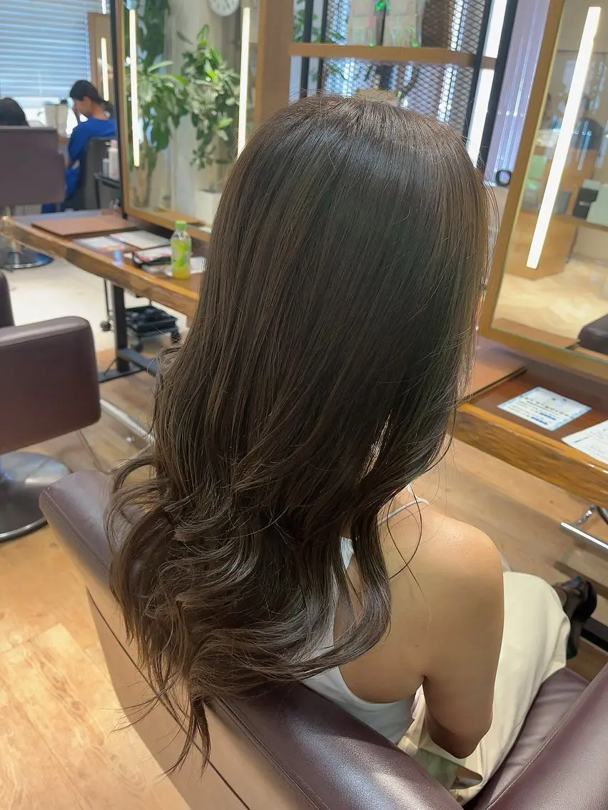 ロング カラー ヘアカラー 𝐀𝐲𝐚𝐤𝐚 /艶髪/ストレートのその他イメージ