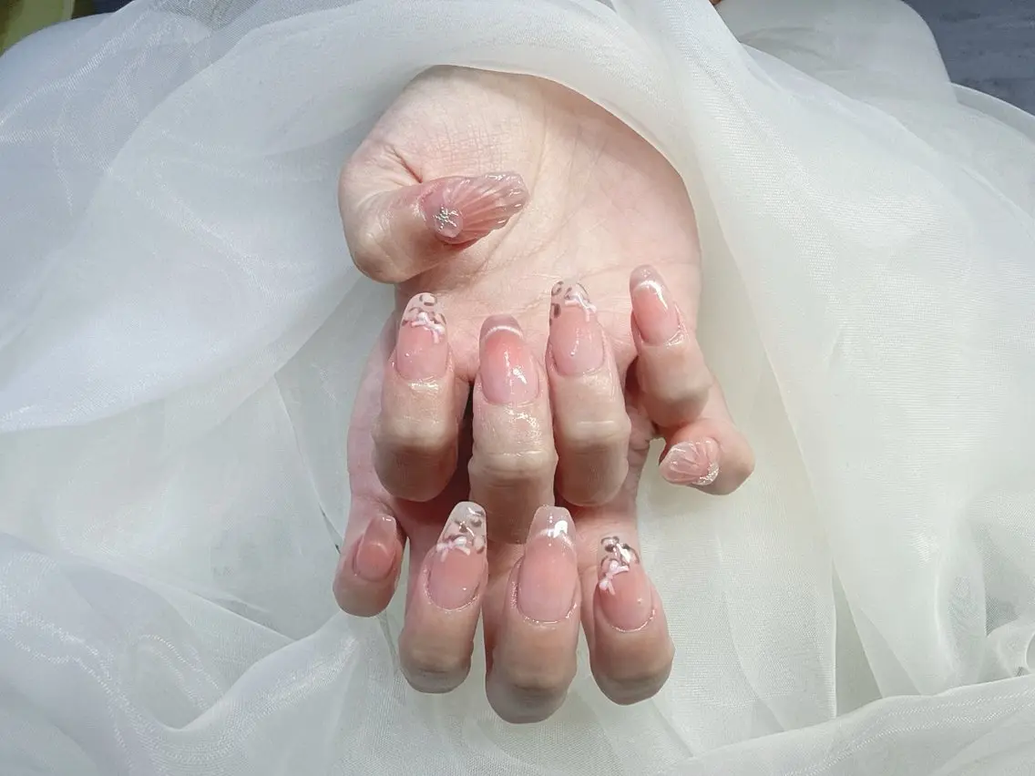 ネイル NailSalon✨ Écrinエクランのネイルデザイン