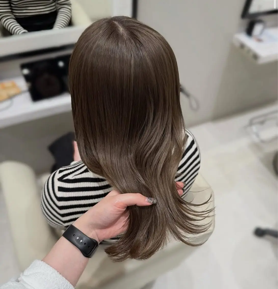 カラー ベージュカラー オリーブベージュ ♡ktwoかな /透明感カラーのヘアスタイル