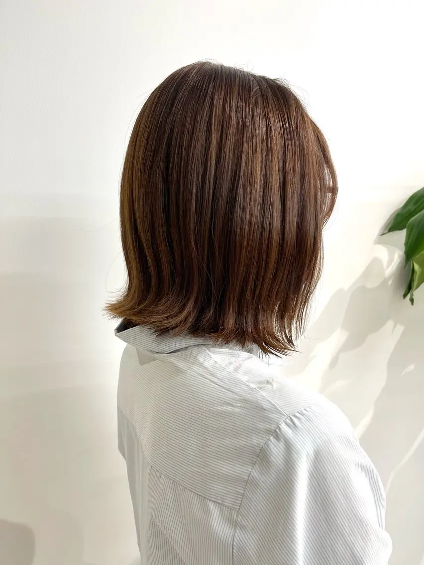 ミディアム 遠藤 麻衣のヘアスタイル
