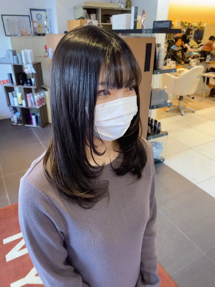 ミディアム レイヤーカット カット 💎髪質改善💎艶髪 💎ブリーチ💎津村のヘアスタイル