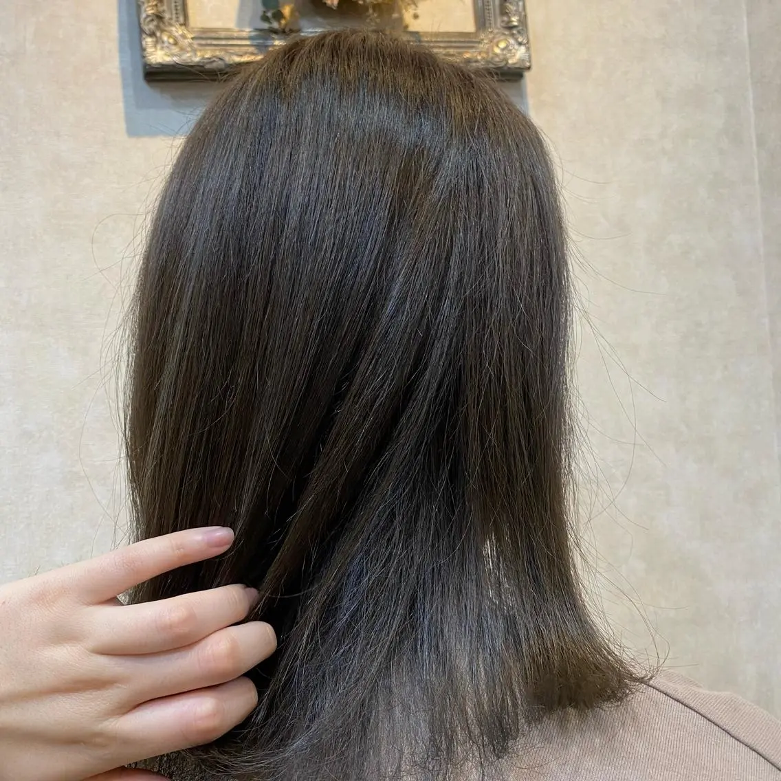 ミディアム ハイライト 齊藤 萌香のヘアスタイル