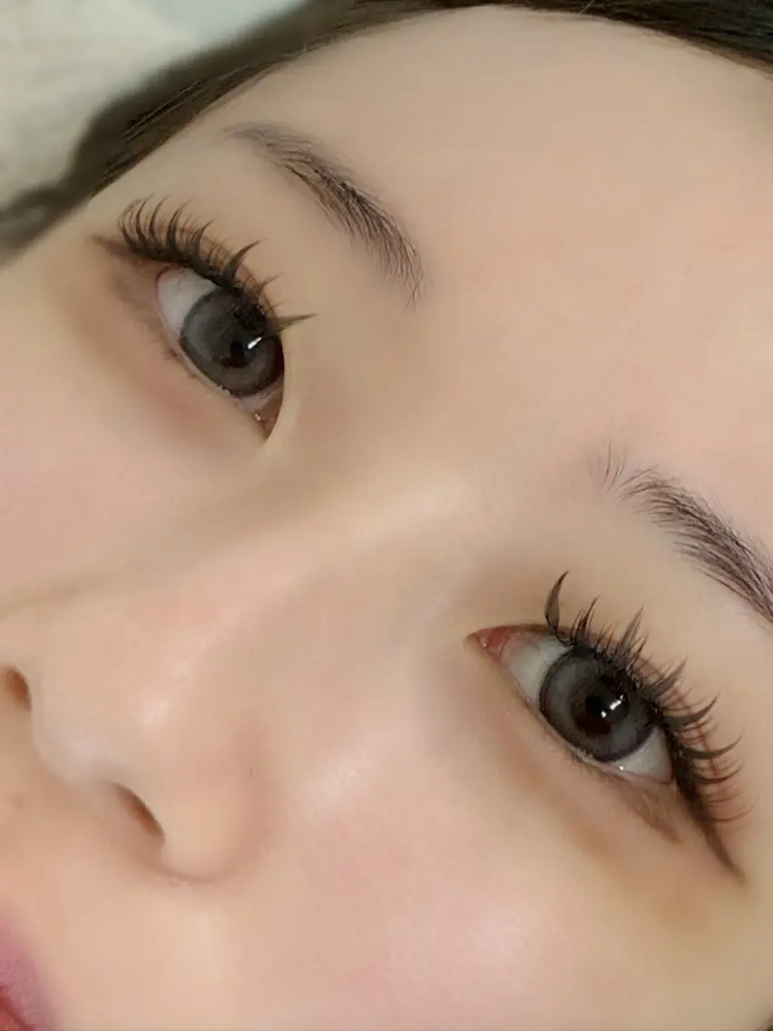 マツエク・マツパ 目尻長め .i salon🤍 m i k iのマツエク・マツパデザイン