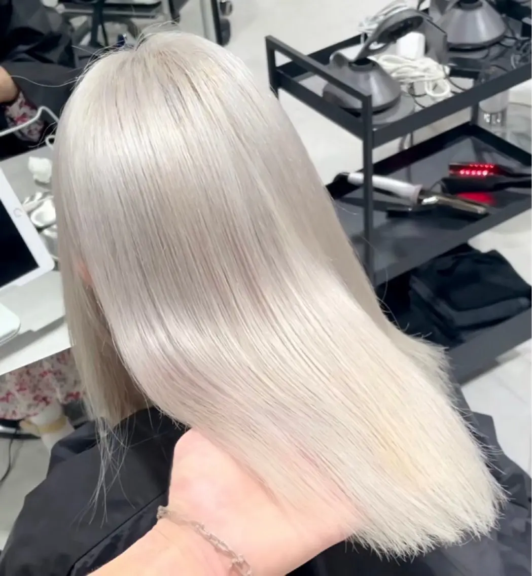 🗽全頭ブリーチorブリーチリタッチ ＋ シャンプーブロー ＋ トリートメント✨👱🏼‍♀️🇺🇸🍒の写真