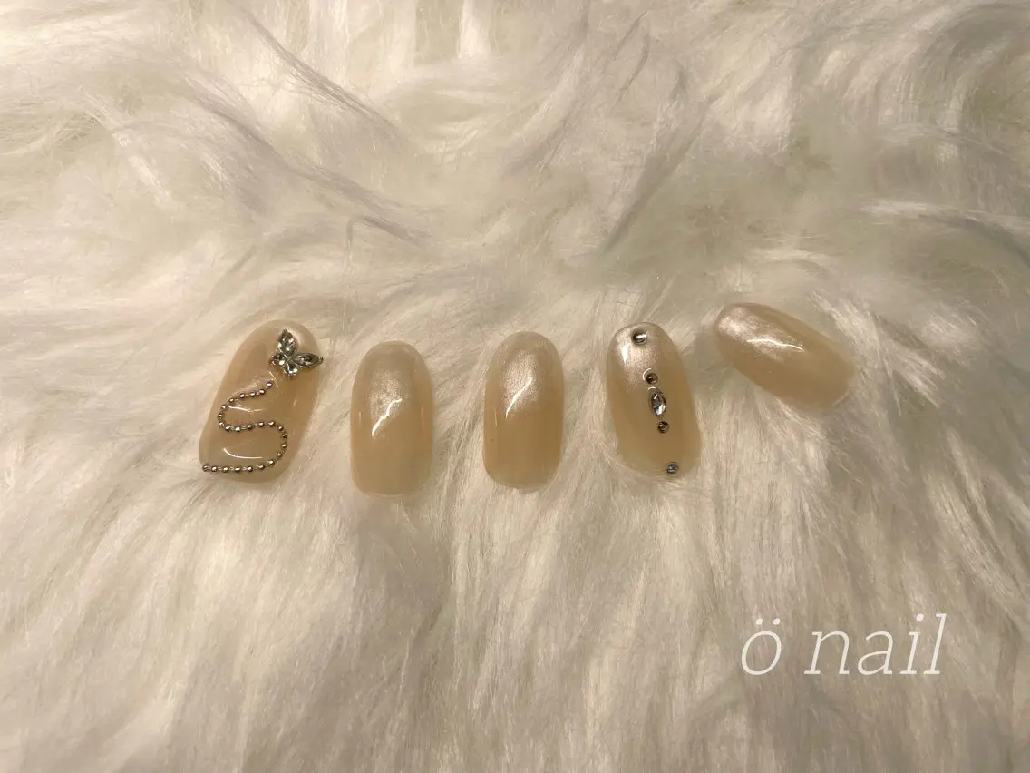 ネイル ö nail 【オーネイル】のネイルデザイン