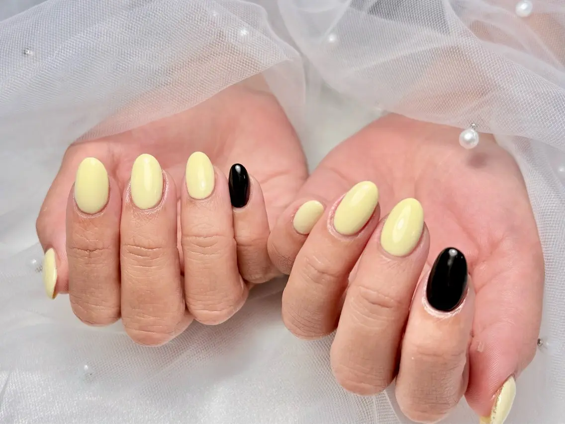 ネイル フットネイル ジェルネイル キラキラネイル ラメ(グリッター) マグネットネイル ハンドネイル ハンドケア ♡Bivi♡自爪に 優しいネイルサロンのネイルデザイン