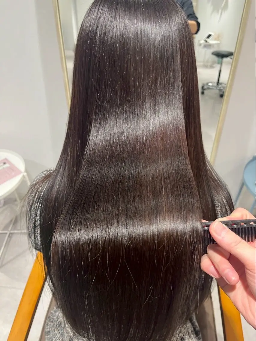 セミロング カラー パーマ 山崎 朋代のヘアスタイル