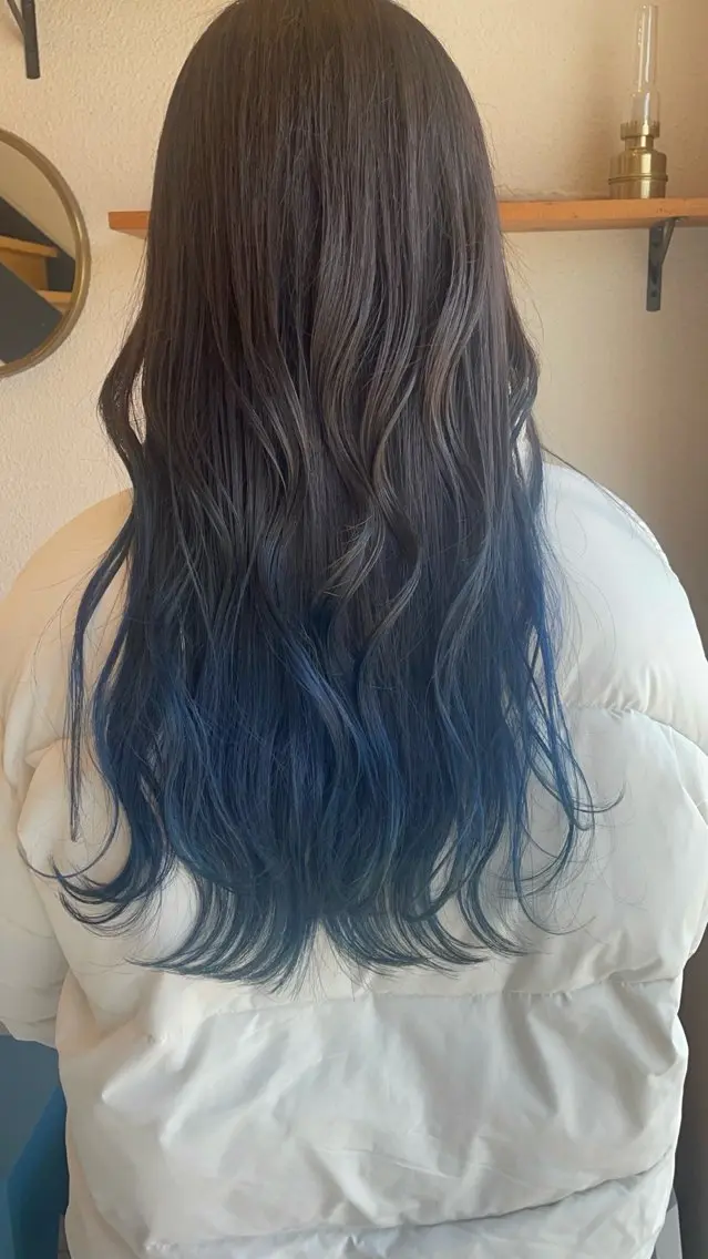 ロング Sallam Maenakaのヘアスタイル