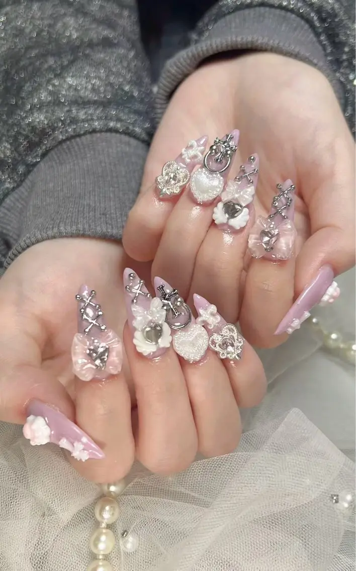 ネイル ゆみ 🌻ひまわりサロンのネイルデザイン