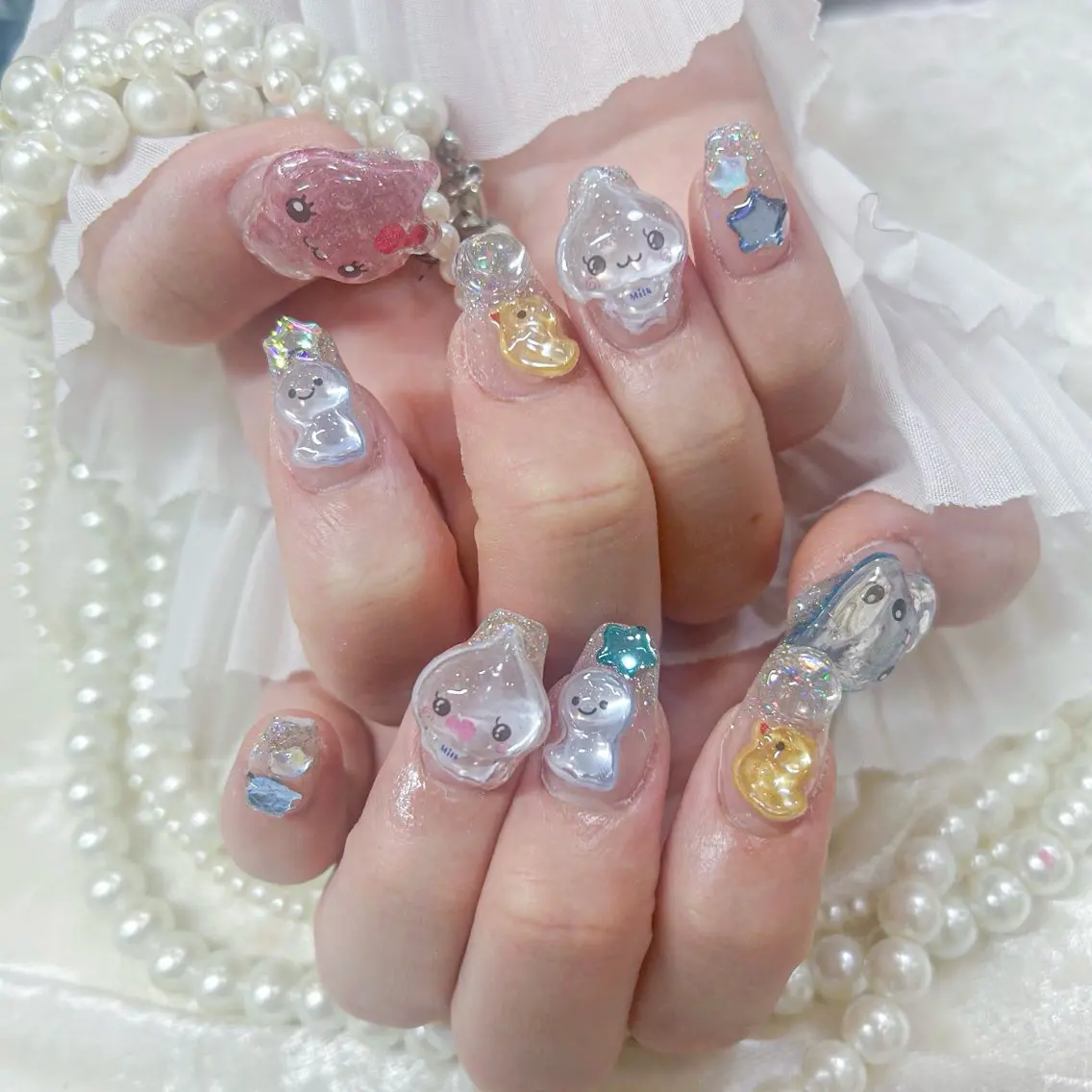 ネイル アートネイル 長さ出し フットネイル 韓国ネイル マグネットネイル ハンドネイル Minami 🍓のネイルデザイン