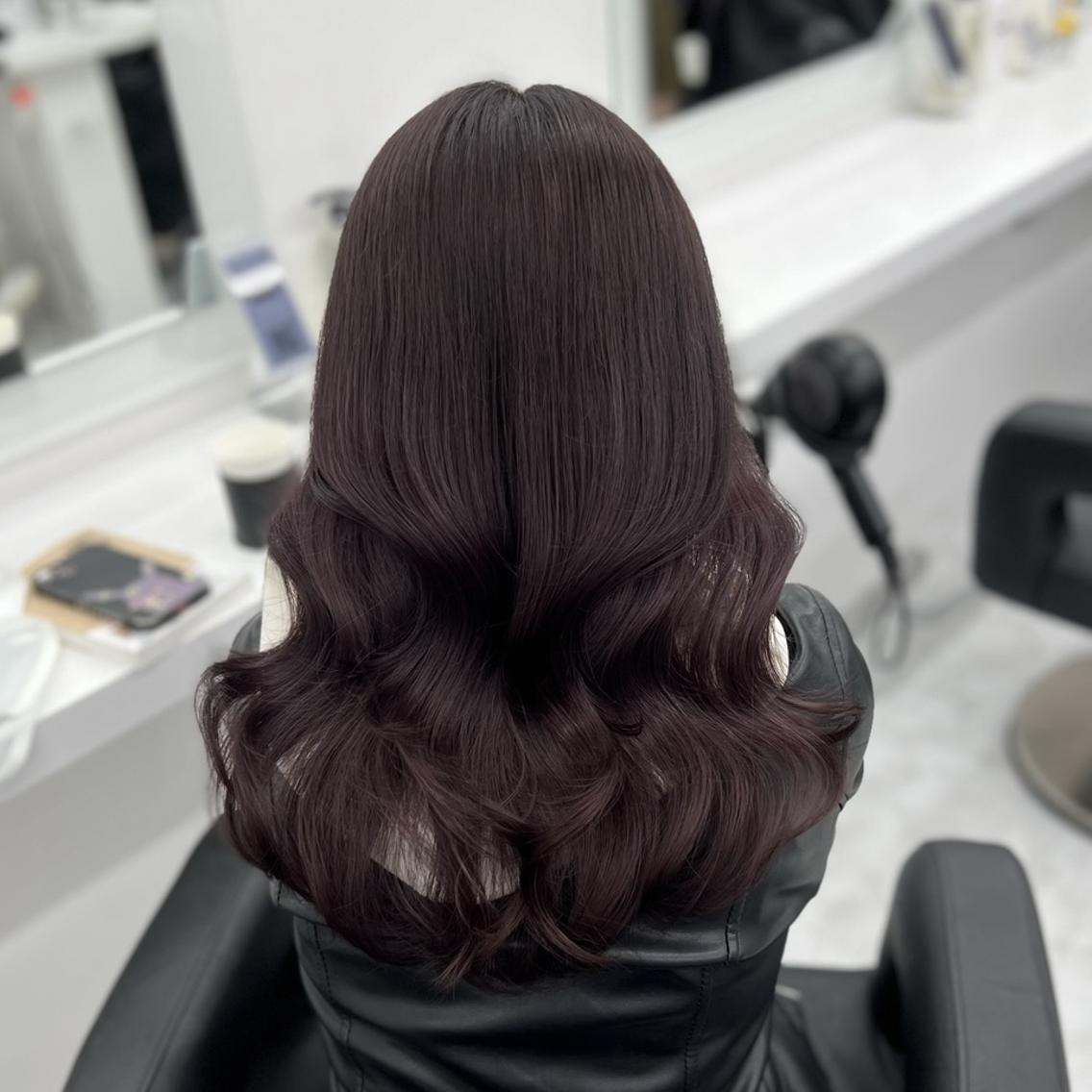 カラー 中×韓mix🥀秋色 ワンホンヘア🤍のヘアスタイル
