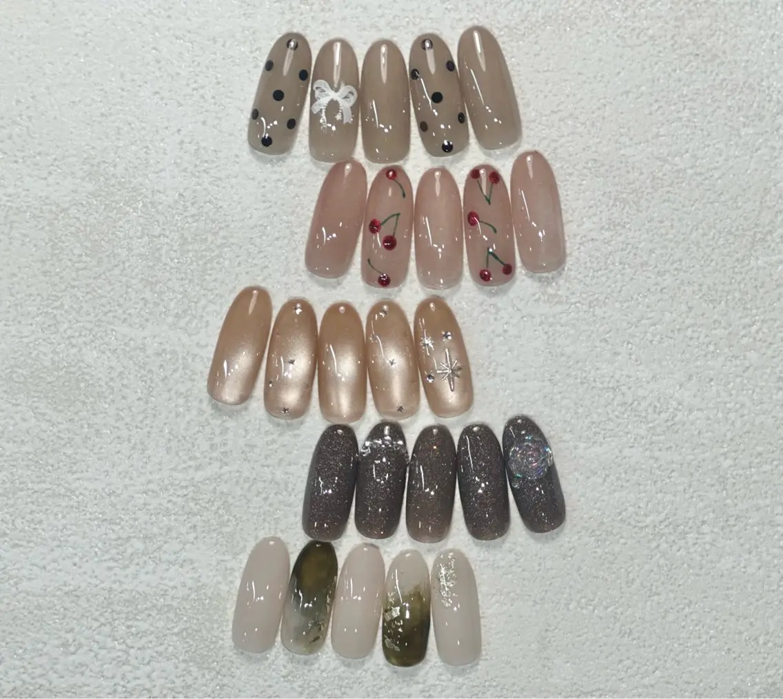 ネイル フットネイル ジェルネイル マグネットネイル 持ち込み ニュアンスネイル ハンドネイル DL•BEAUTY / AKANEのネイルデザイン