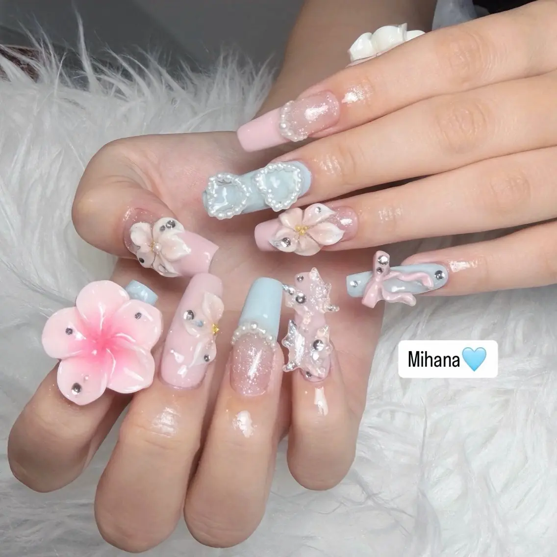 ネイル 長さ出し フレンチネイル グラデーション 卒業式 マグネットネイル ハンドネイル ハンドケア Mihana Risaのネイルデザイン