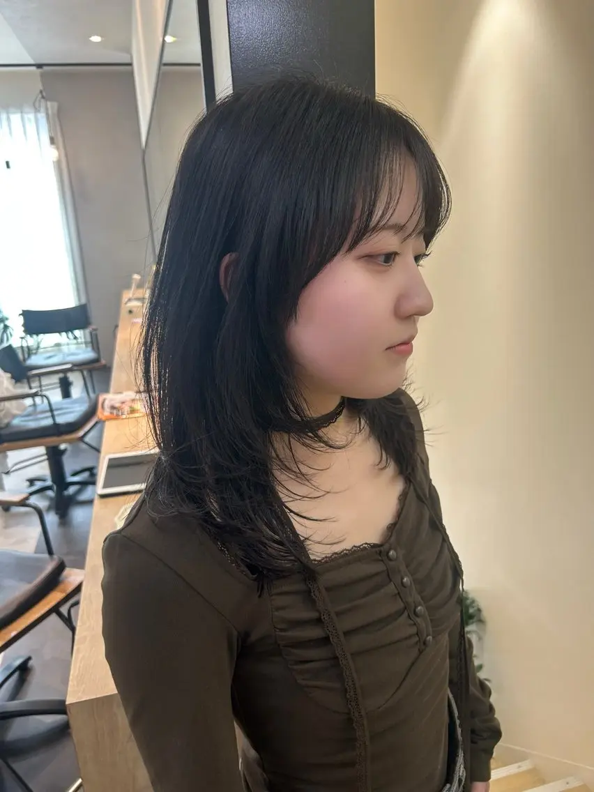 セミロング レイヤーカット カット トリートメント hubhair レイヤー/透明感のヘアスタイル