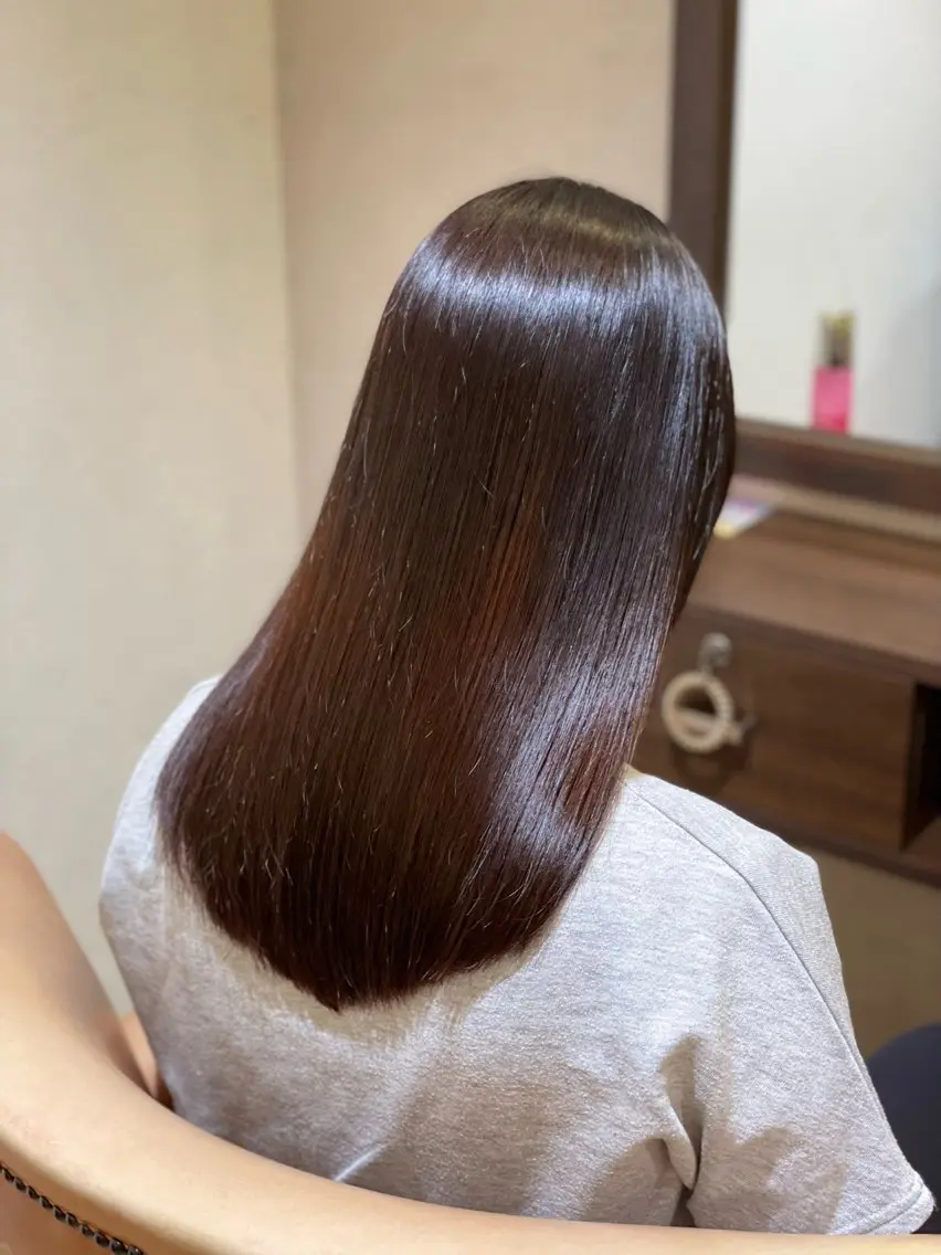 ロング 縮毛矯正 Luccica / 輝hikaruのヘアスタイル
