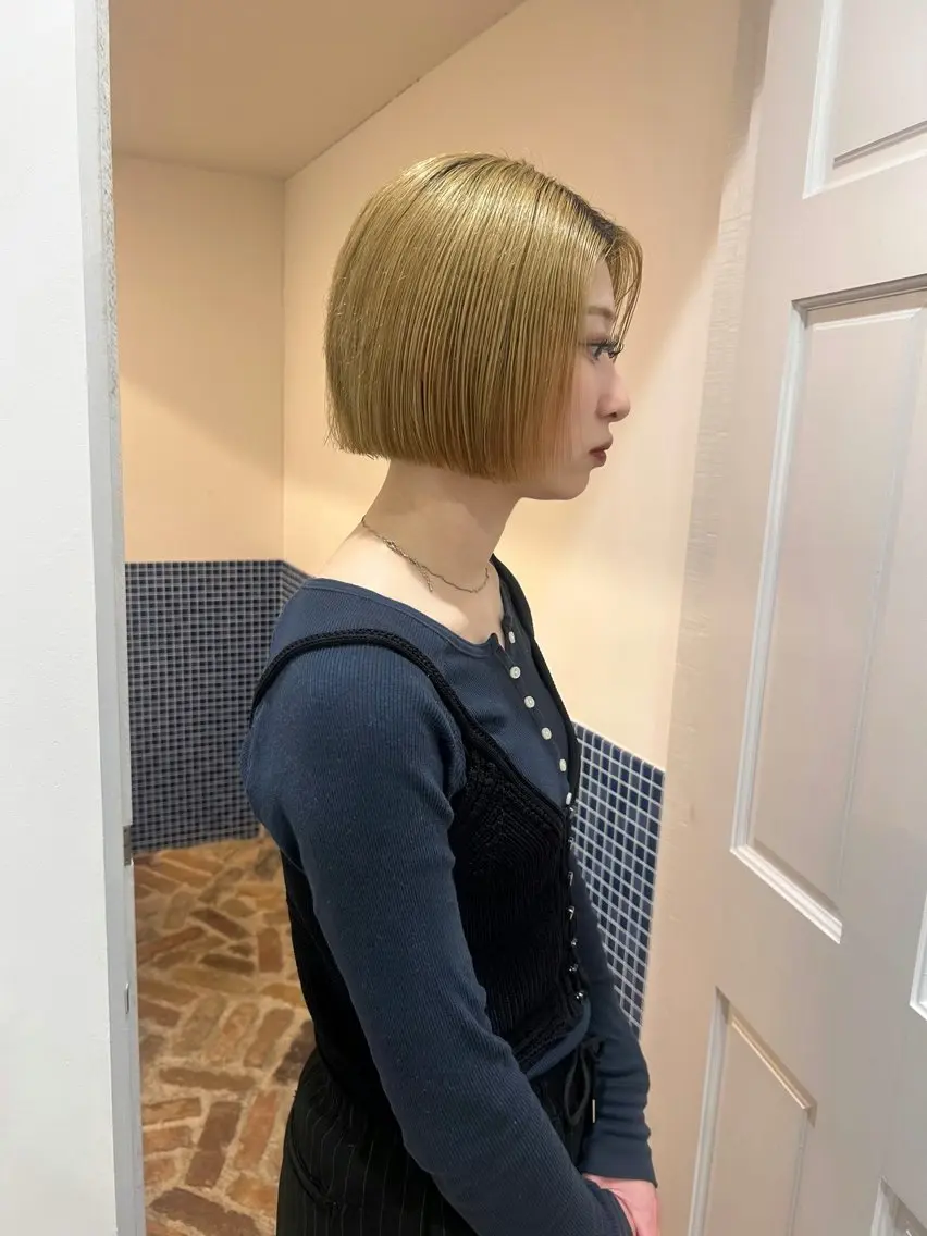 ミディアム カット mi yuのヘアスタイル