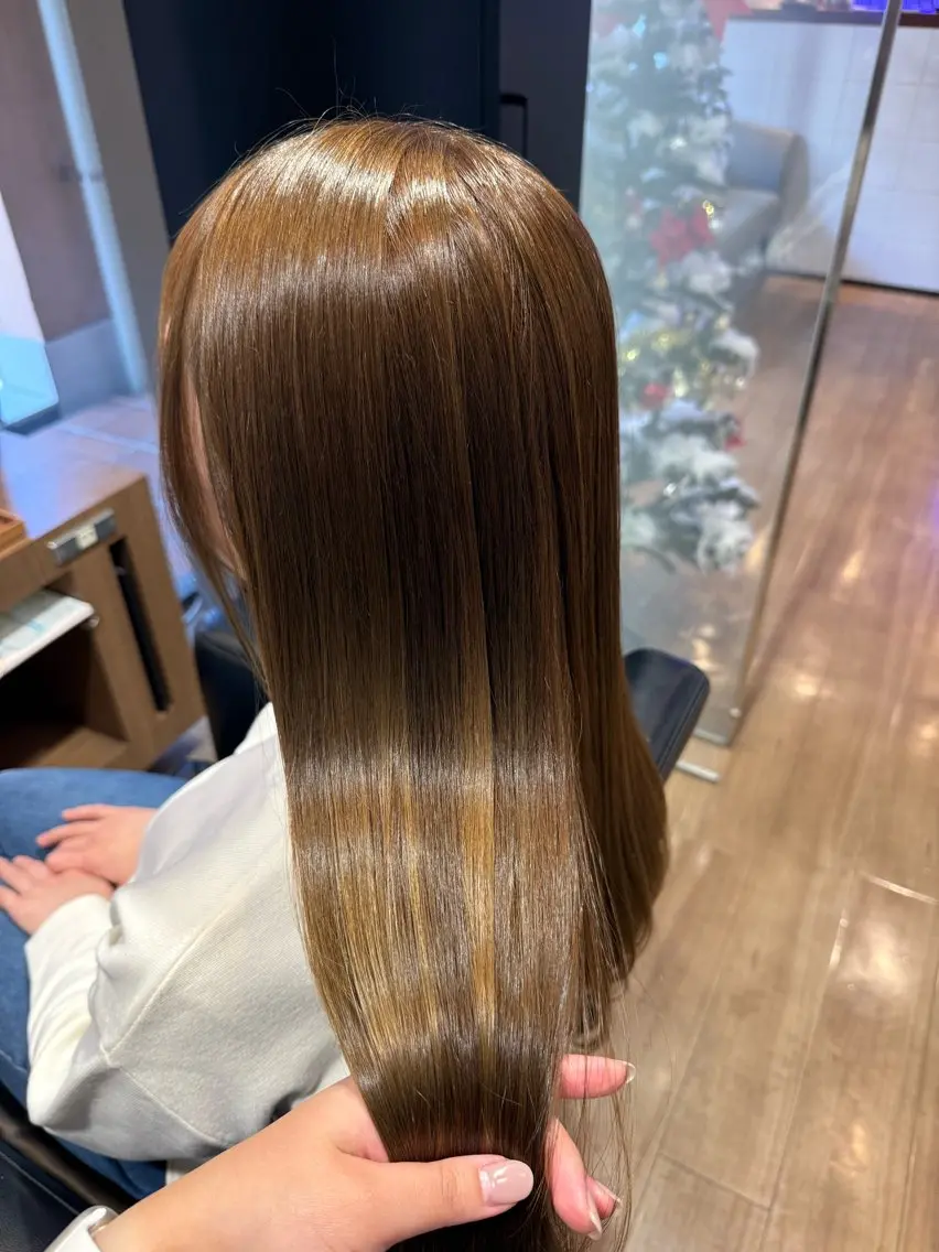 セミロング 縮毛矯正 トリートメント 丸山 亜加理のヘアスタイル