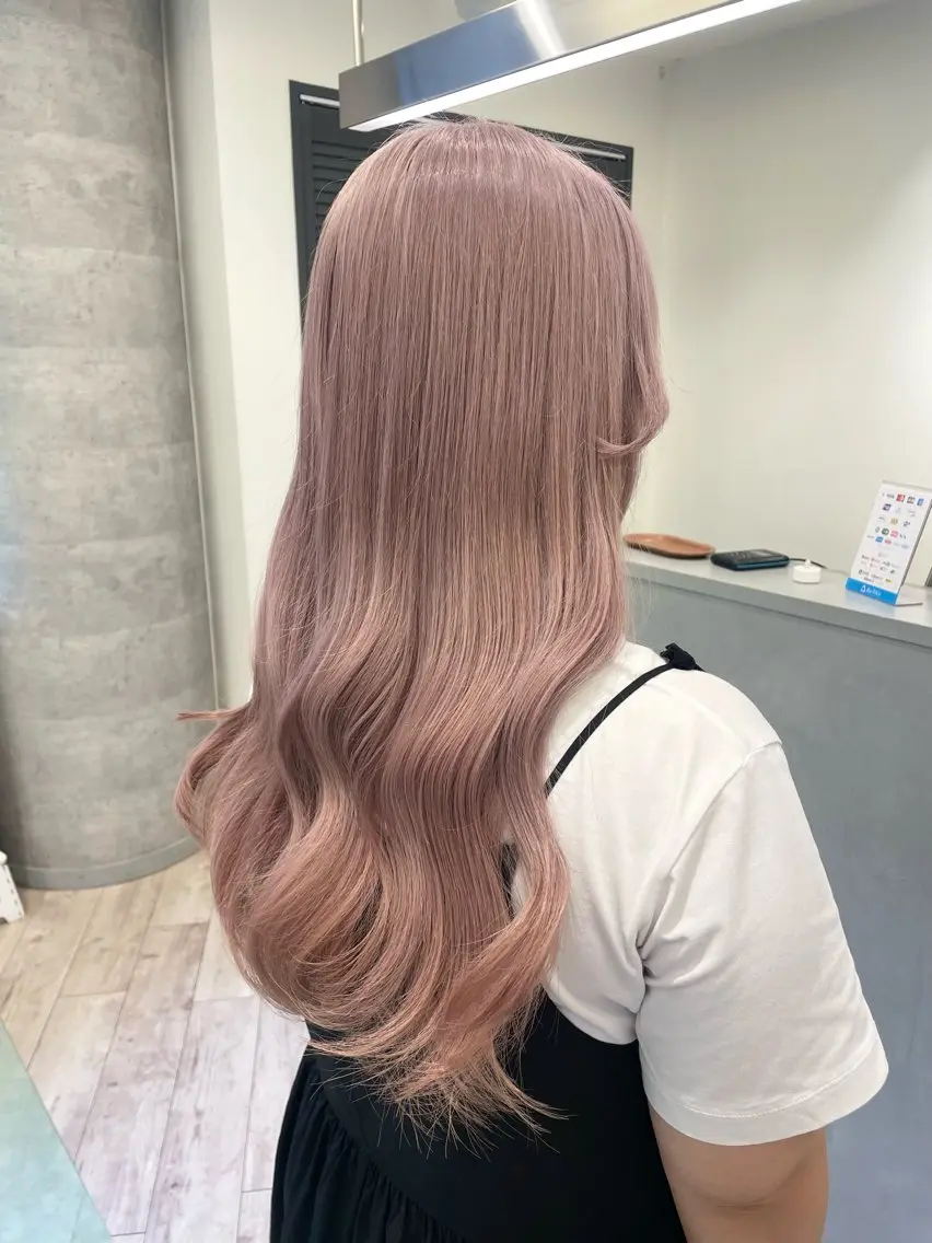 ブリーチリタッチ+カラー+ 3stepトリートメントの写真