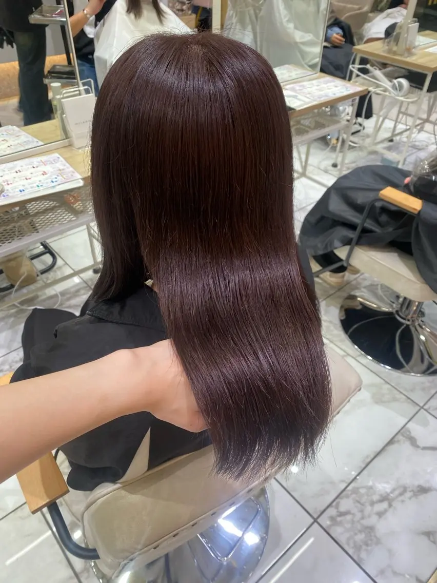 ロング チョコレートブラウン ヘアカラー 似合わせ提案サラ艶♡ 彩華のヘアスタイル