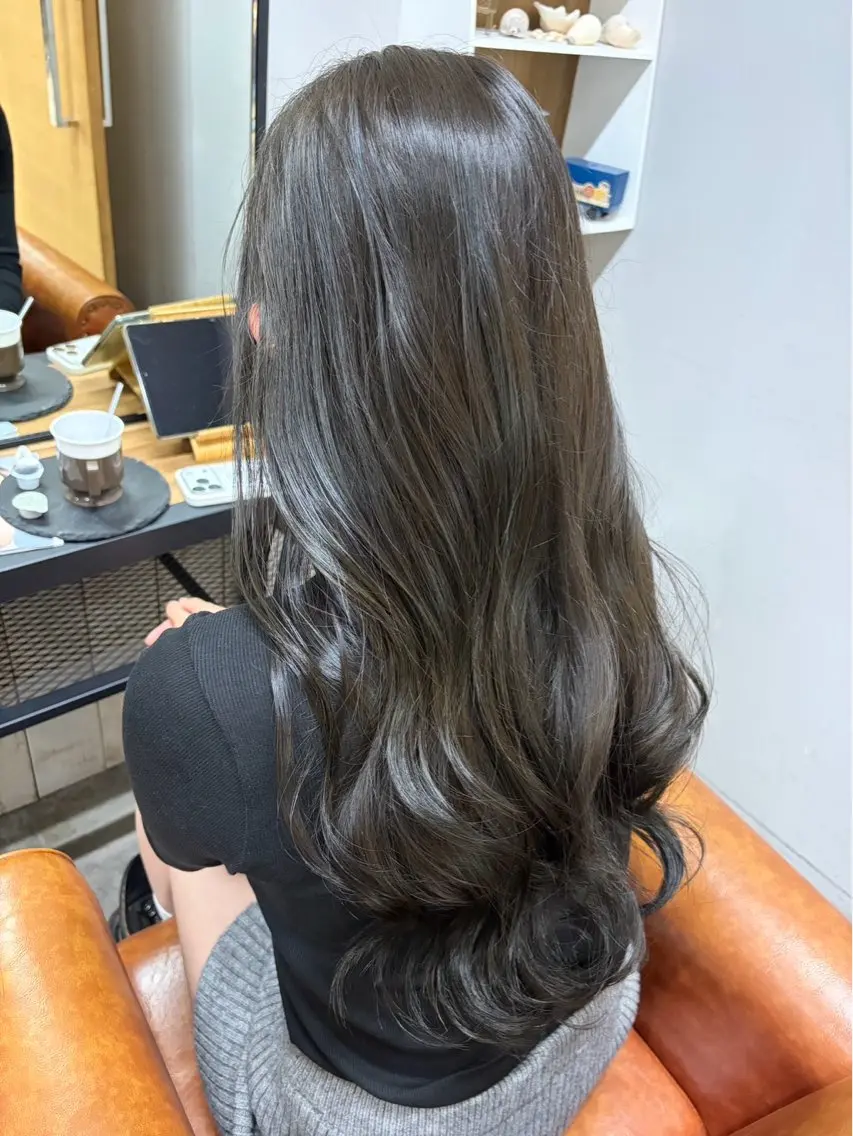 ロング アッシュ アッシュグレー Risa 💛のヘアスタイル