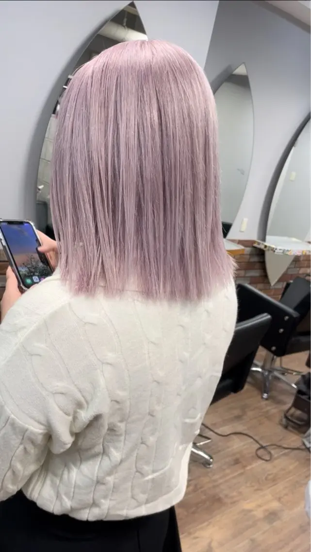 ミディアム ヘアカラー ブリーチ　BAM BIのヘアスタイル