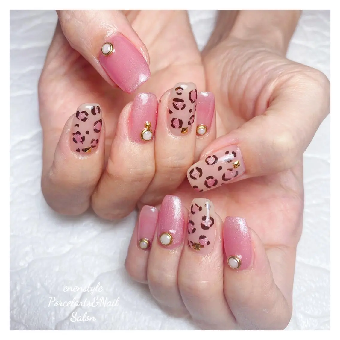ミディアム ネイル 🐾enen style 🐾のネイルデザイン