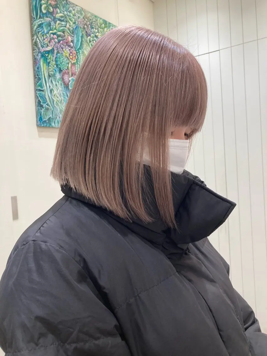 ショート カラー 切りっぱなしボブ ベージュカラー ミルクティーベージュ ボブ カット ヘアカラー むらたみずき /大宮ボブ、ショートのヘアスタイル