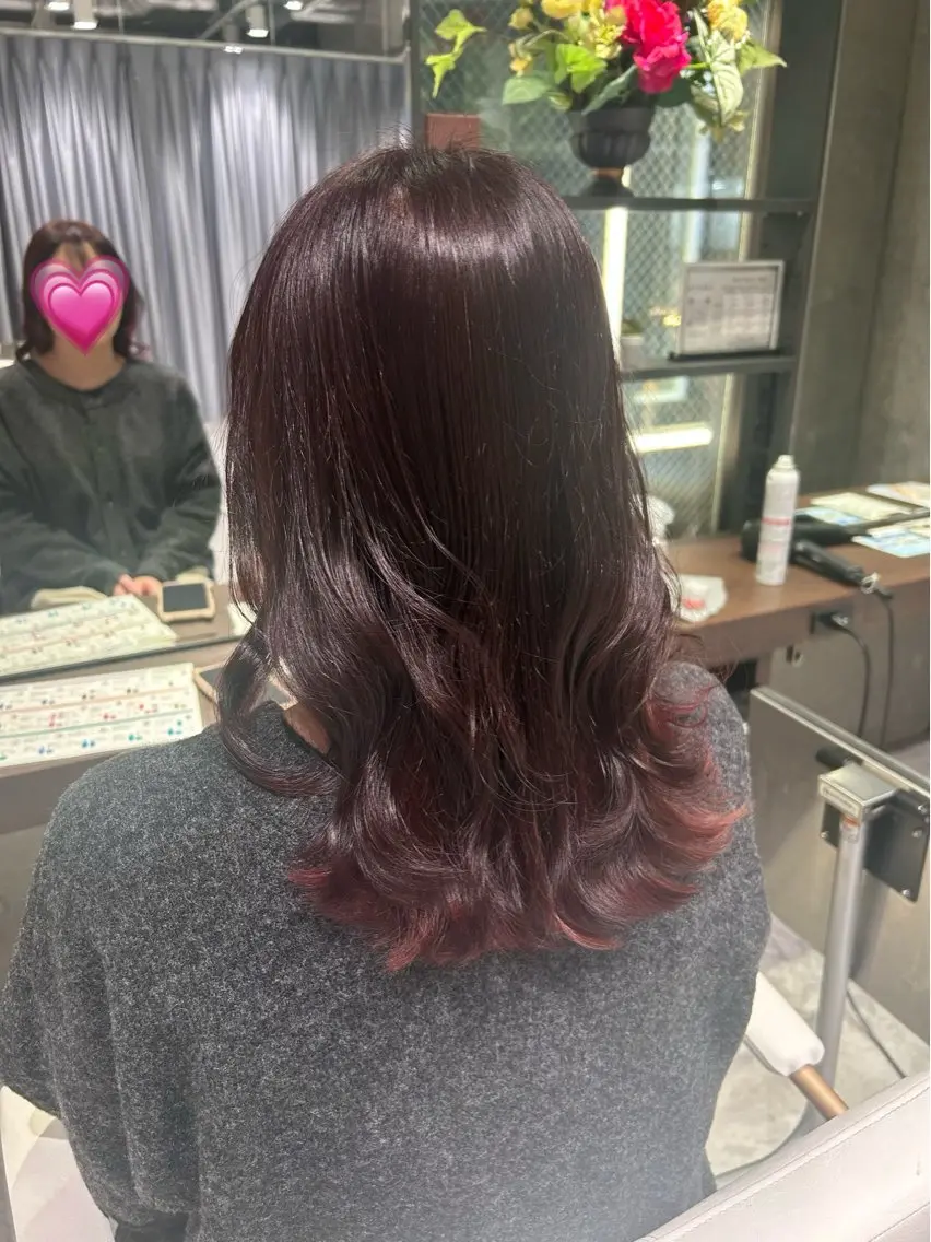 セミロング カット ヘアカラー レイヤーカット/艶 カラー 三浦菜々子のヘアスタイル